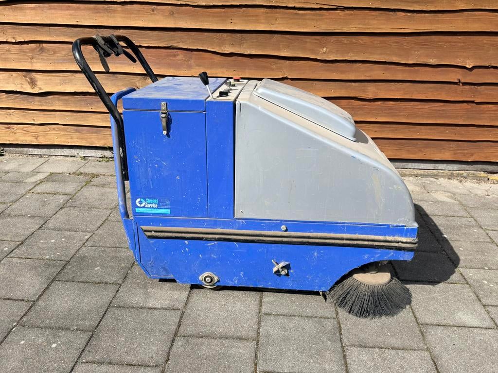 Steenks achterloop veegzuigmachine Stefix 75, Tuin en Terras, Ophalen of Verzenden, Gebruikt