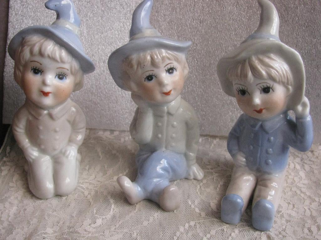 3 Vintage Beeldjes - Pixie / Kinderen met Puntmuts - H 12 cm, Verzenden