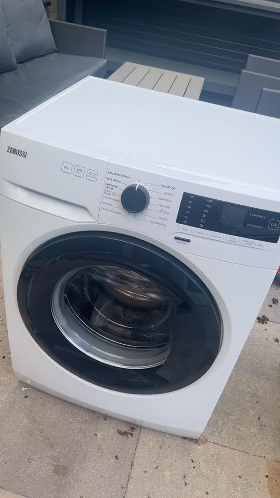 Zanussi wasmachine 8kg, Witgoed en Apparatuur, Wasmachines, Ophalen, 1200 tot 1600 toeren, Gebruikt, 8 tot 10 kg