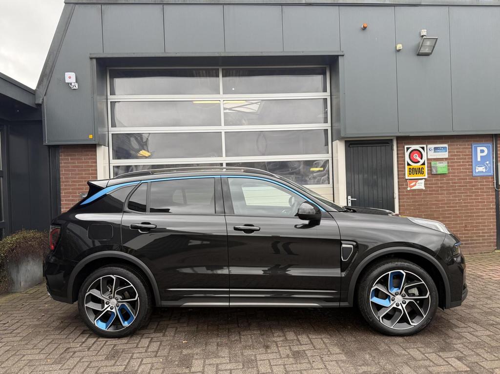 Lynk & Co 01 1.5 MY'23 ZWARTE HEMEL *ALL-IN PRIJS*, 12 maanden, Stof, Euro 6, 179 pk