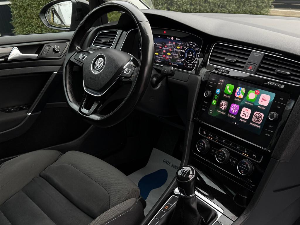 Volkswagen Golf 1.5 TSI - R-line - PANORMADAK - STOEL MASSAG, Voorwielaandrijving, 4 cilinders, 150 pk, Alcantara