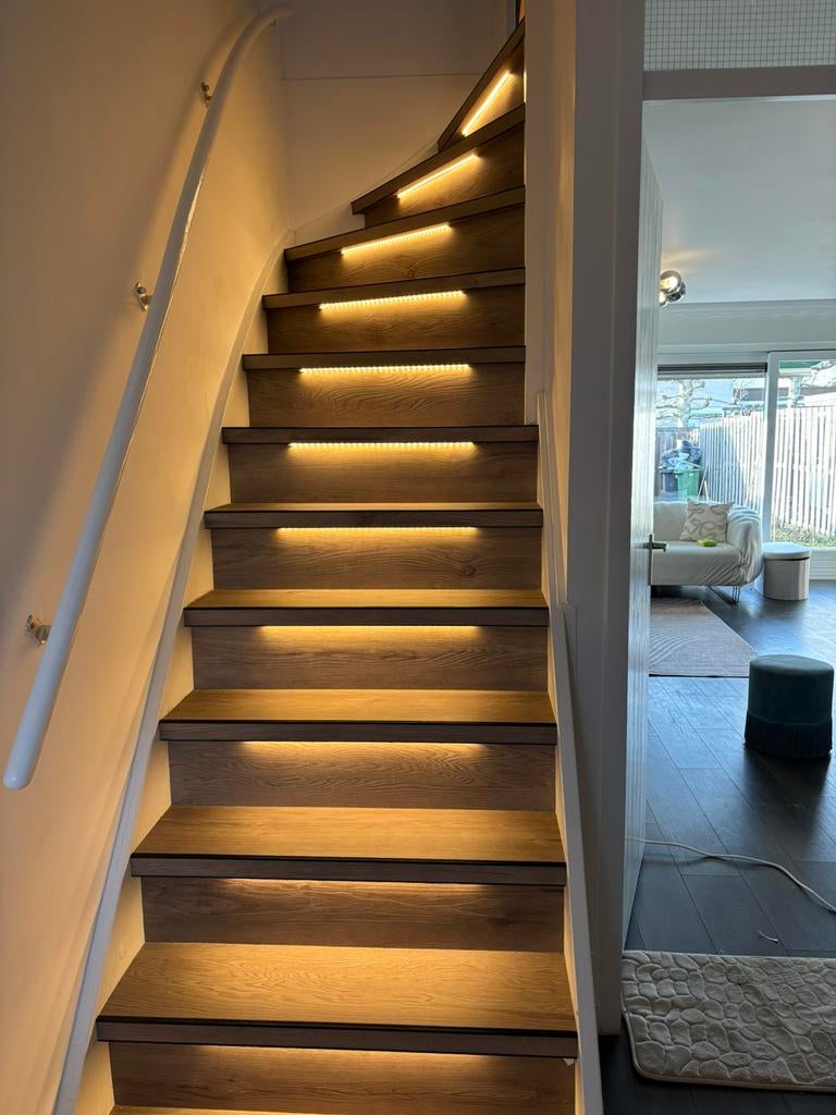 Traprenovatie pvc 1250€, Doe-het-zelf en Verbouw, Ladders en Trappen, Ophalen, Nieuw, Minder dan 2 meter