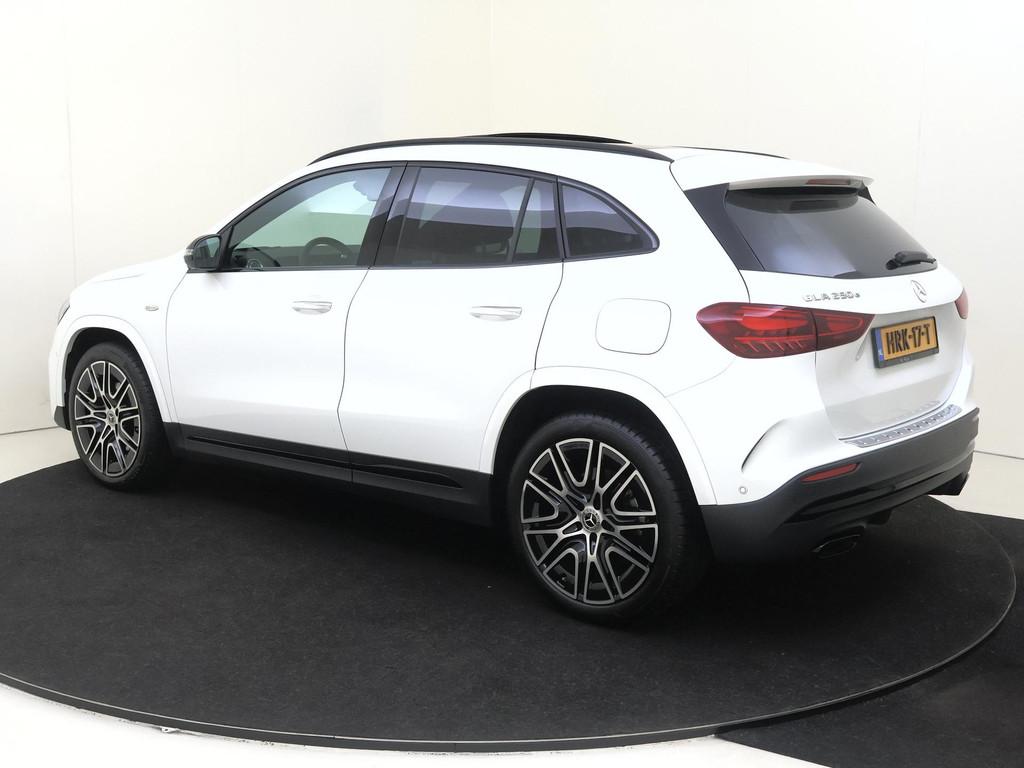 Mercedes-Benz GLA-klasse 250 e Business Solution AMG / Memor, 4 cilinders, 16 kWh, Wit, Bedrijf