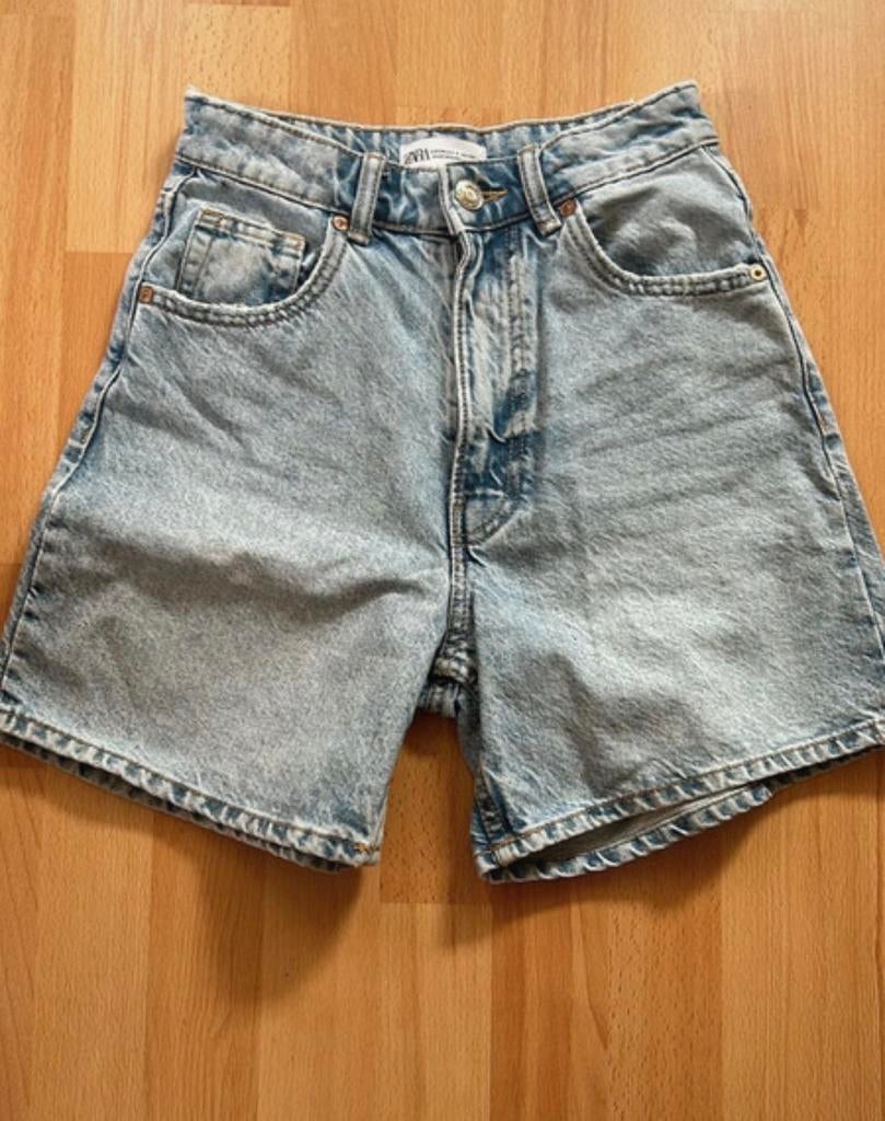 Korte broek, Kleding | Dames, Ophalen of Verzenden, Zo goed als nieuw, Blauw, W27 (confectie 34) of kleiner