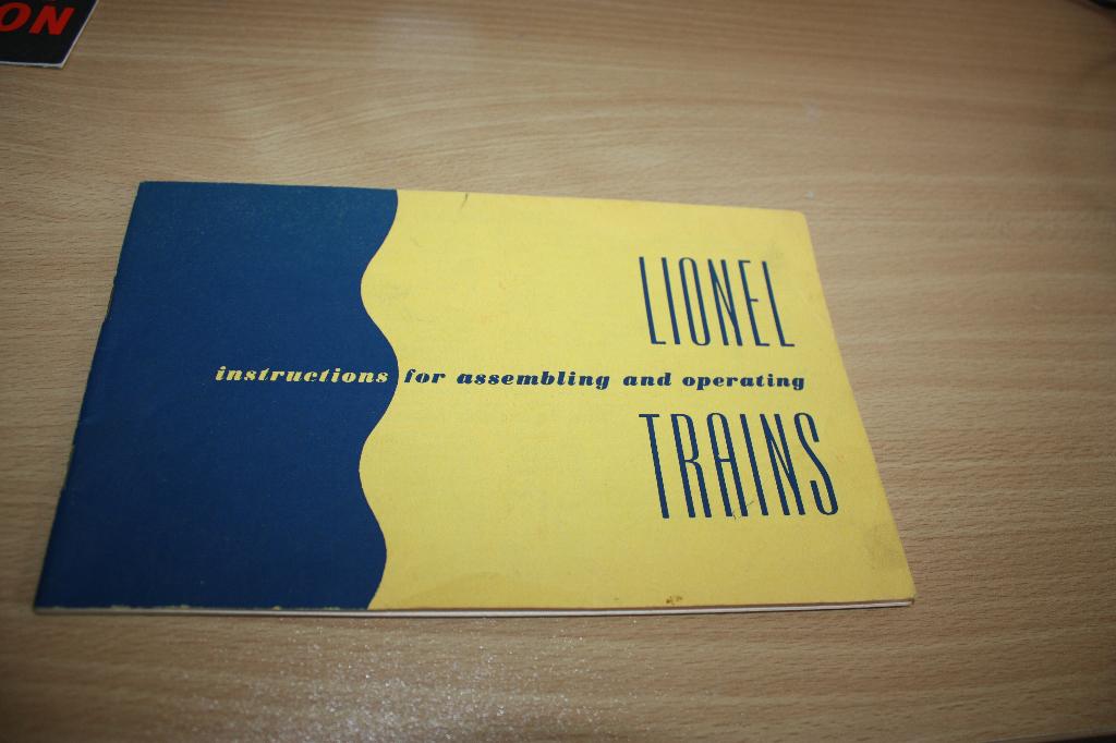 Lionel instructions for assembling and operating trains 1952, Overige merken, Wisselstroom, Gebruikt, Verzenden