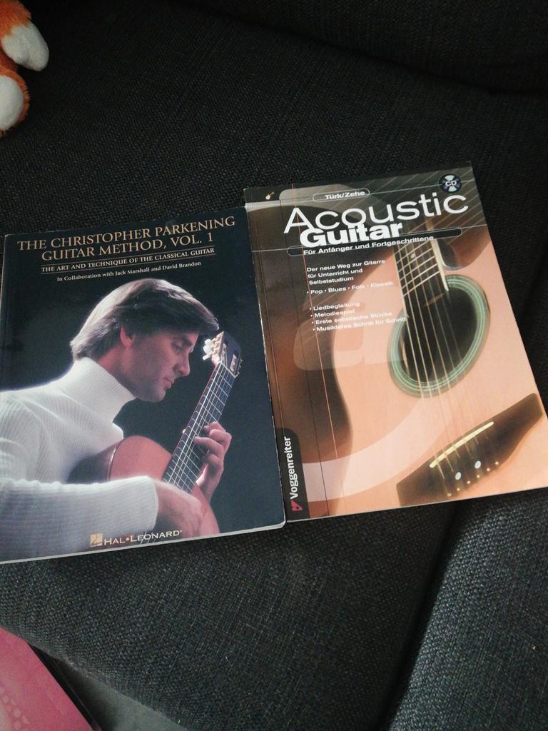 2 gitaar methode boeken, Gitaar, Klassiek, Les of Cursus, Ophalen of Verzenden