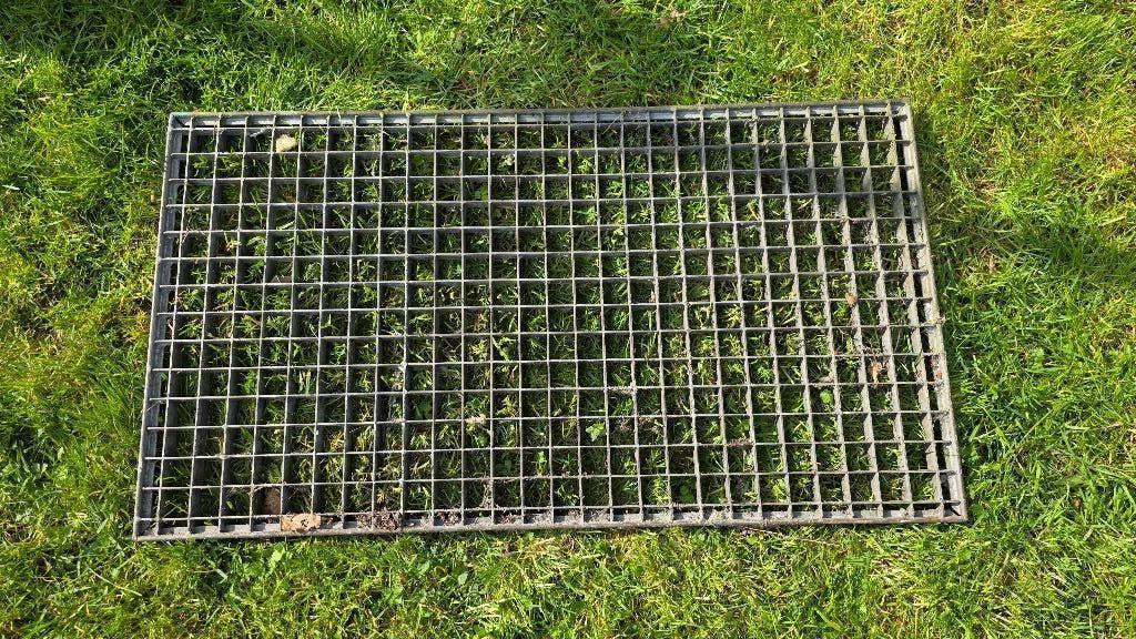 schoonlooprooster (metaal), Tuin en Terras, Deurmatten, Ophalen, Gebruikt, Overige materialen, Buiten