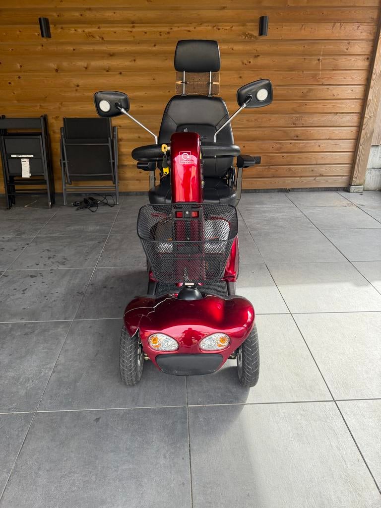 Shoprider 889-SL 40km actieradius goede accu 4 nieuwe banden, Diversen, Brommobielen en Scootmobielen, Gebruikt, Ophalen of Verzenden