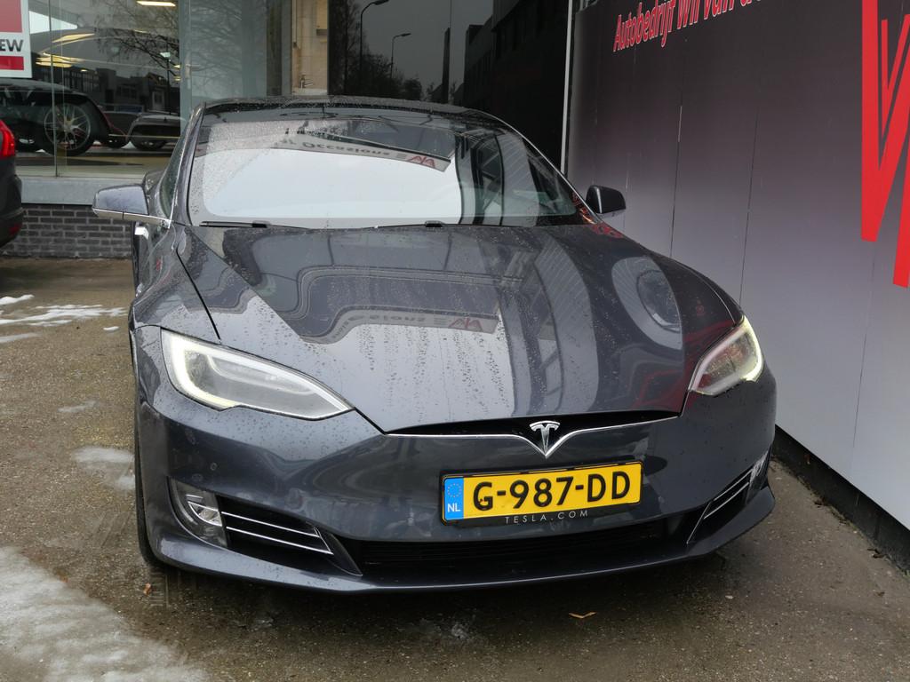 Tesla Model S 75D BASE | PANORAMA DAK | 20 INCH | AUTOPILOT, Gebruikt, Zwart, Leder, Vierwielaandrijving