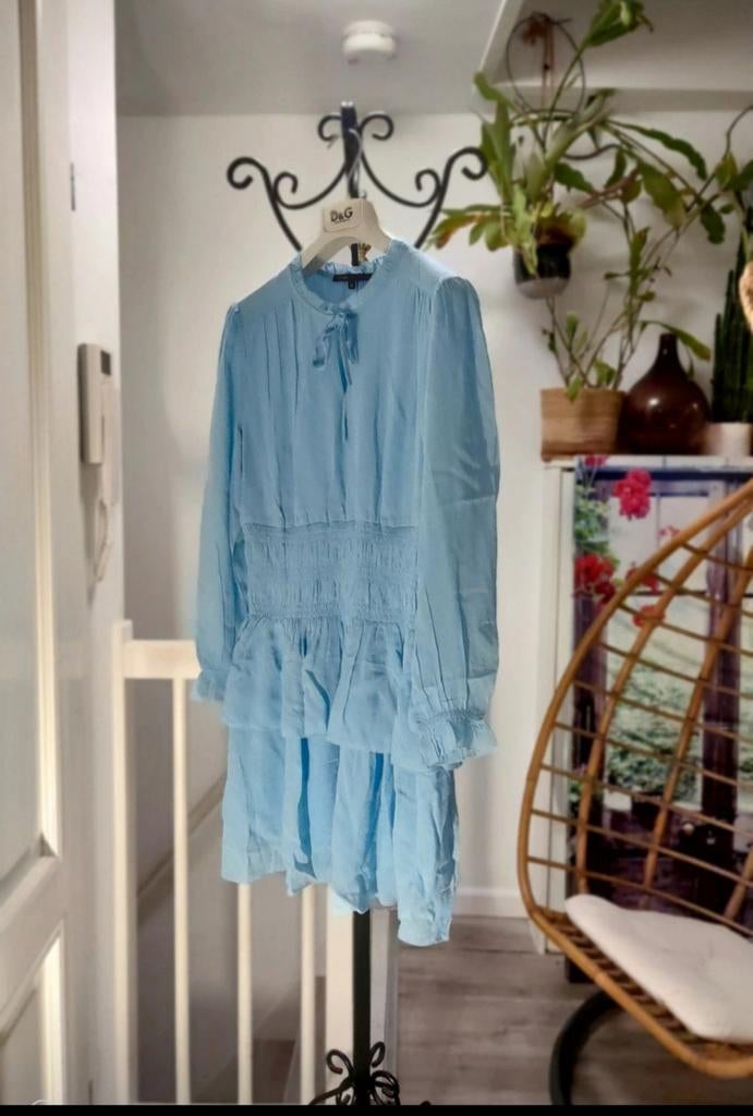 Maje Lichtblauwe jurk met lange mouwen, Kleding | Dames, Blauw, Nieuw, Ophalen of Verzenden, Maje