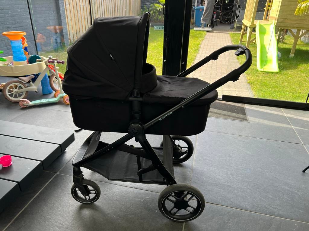 Maxi Cosi Street plus + kinderwagen met reiswieg, Ophalen, Gebruikt, Combiwagen, Met reiswieg