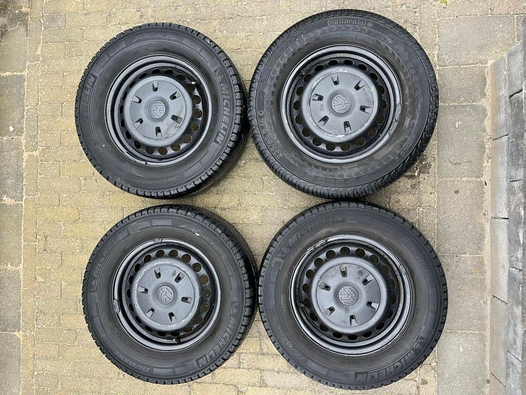 Originele VW Crafter stalen velgen met banden, Ophalen, 16 inch, Banden en Velgen, 235 mm