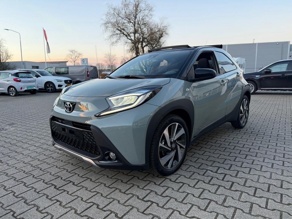 Toyota Aygo X 1.0 VVT-i S-CVT Envy Air Cabrio AUTOMAAT (BOVA, 12 maanden, Stof, Gebruikt, Zwart