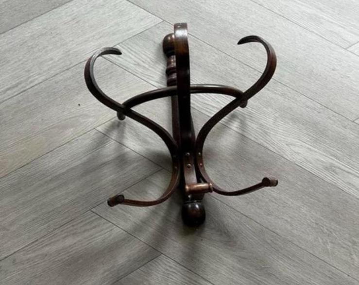 Vintage Houten kapstok in Thonet met sierlijke haken, Wandkapstok, Ophalen of Verzenden, Zo goed als nieuw, Minder dan 100 cm
