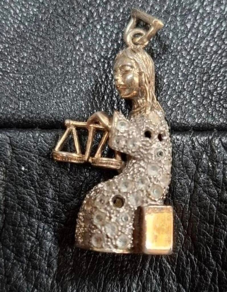 Prachtige grote zilveren weegschaalhanger, Ophalen of Verzenden, Zo goed als nieuw, Zilver, Zilver