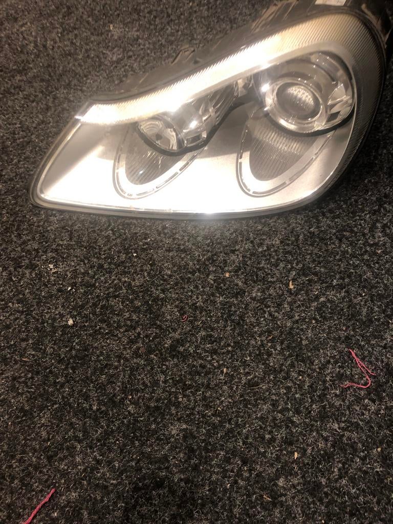 Koplamp links Porsche Cayenne bj 2010 (Hella 7L5.941.031.M), Auto-onderdelen, Verlichting, Ophalen of Verzenden, Gebruikt, Porsche