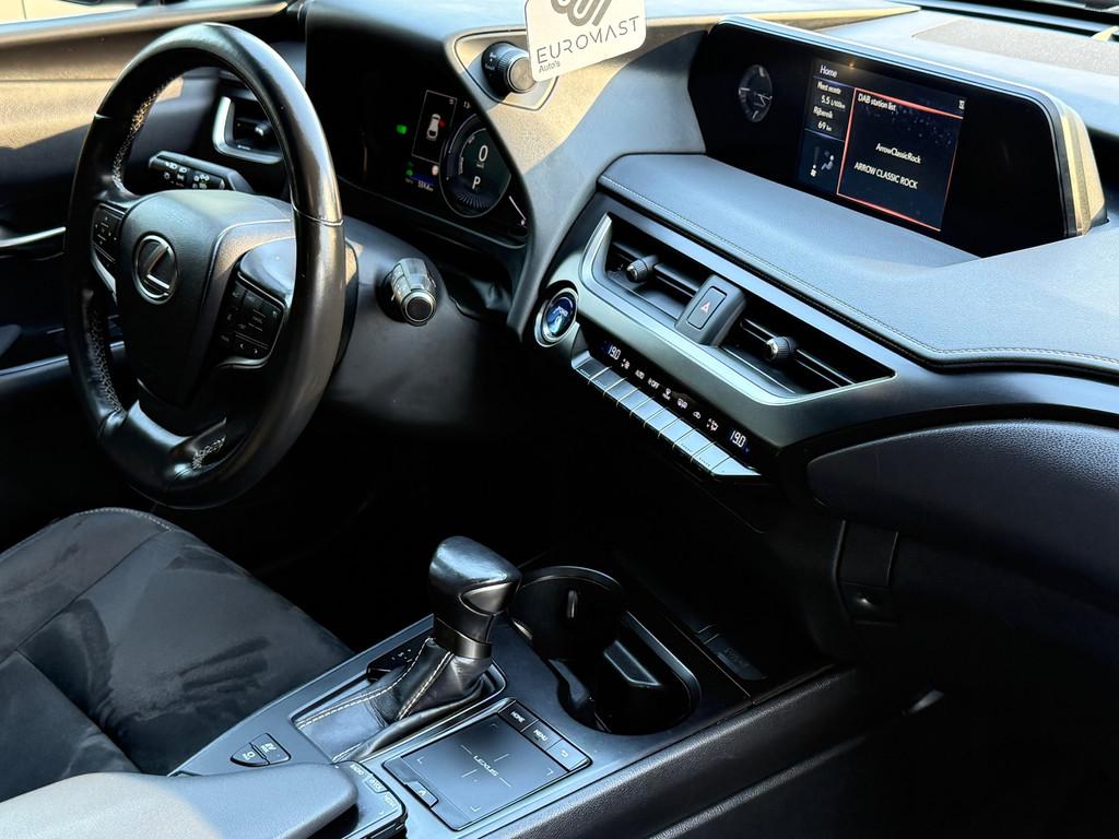 Lexus UX 250h Preference Line Hybrid Camera Cruise Control, Auto's, Lexus, Parkeersensor, Gebruikt, 4 cilinders, Bedrijf