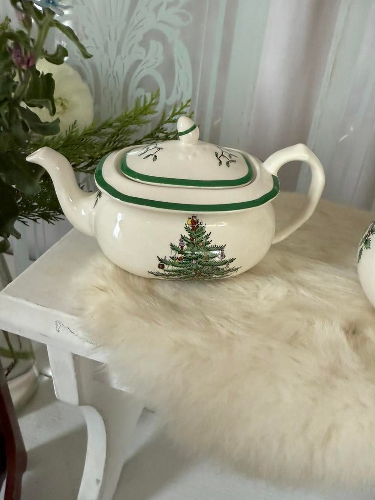 Spode Christmastree 1 pers theepot made in England zgan, Ophalen