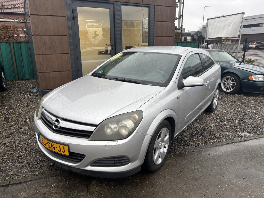 Opel Astra GTC 1.6 Edition (bj 2006), Voorwielaandrijving, 12 maanden, 15 km/l, 4 cilinders