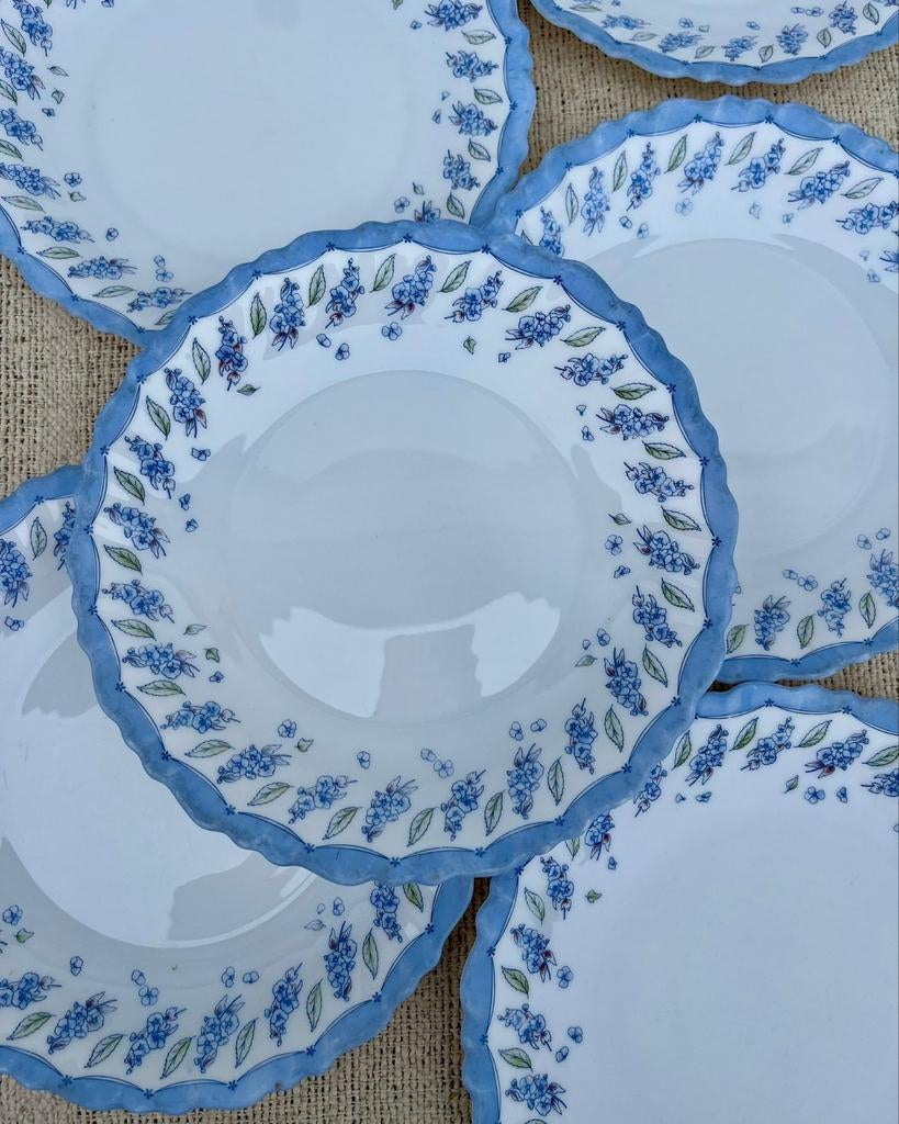 6 vintage bordjes blauwe bloemrand Arcopal France, Huis en Inrichting, Ophalen of Verzenden, Glas, Overige stijlen, X