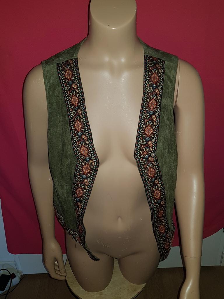 Vestje (856), Ophalen of Verzenden, Zo goed als nieuw, Maat 46/48 (XL) of groter, Groen