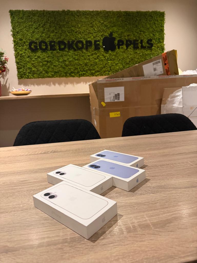 iPhone 17 256GB Blauw of Wit | nieuw/ongeopend, Telecommunicatie, Mobiele telefoons | Apple iPhone, Nieuw, 256 GB, Zonder abonnement