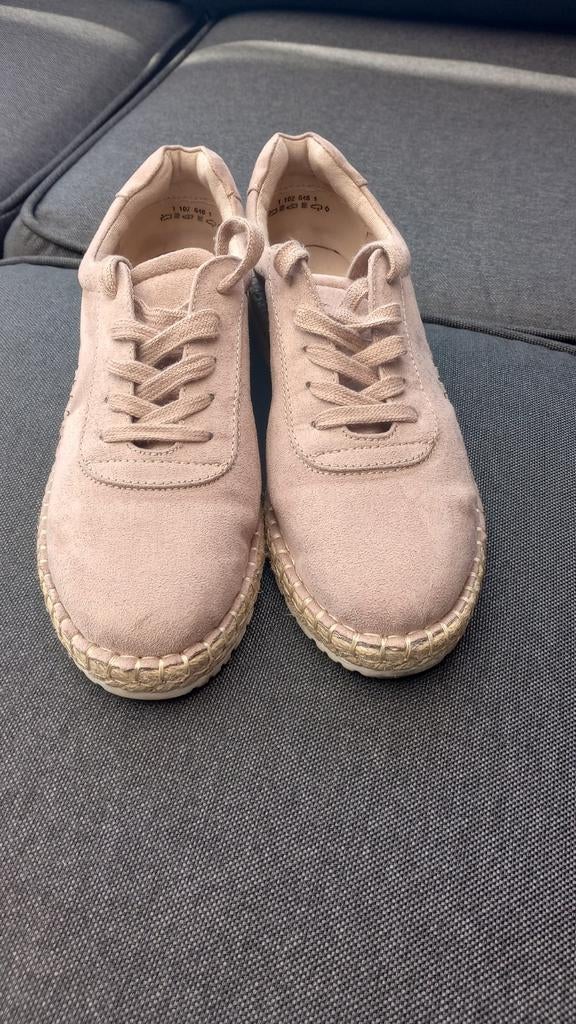 Dames schoenen !, Ophalen of Verzenden, Roze, Sneakers of Gympen, Zo goed als nieuw