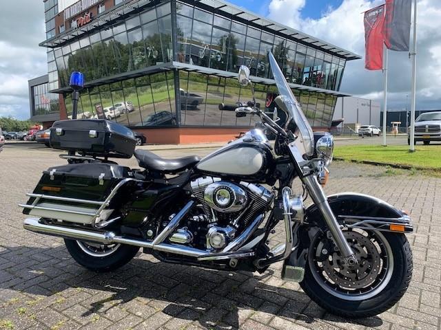 Harley-Davidson FLHR POLIC FLHT FLHTP ROADKING (bj 2008), Dopplerlaan 26
9207 HC  Drachten, NL, H-D Benelux B.V., Bedrijf, Info@m-point.frl