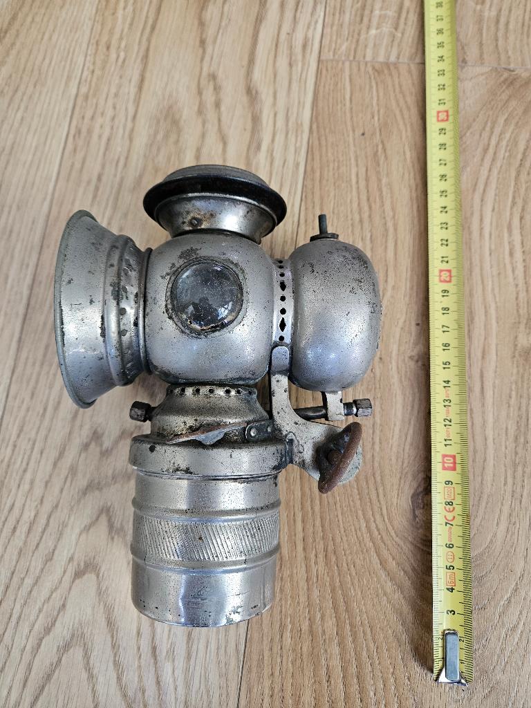 antiek Carbidlamp, Ophalen