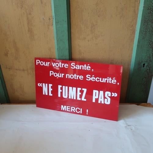 Bord met tekst ' Ne fumez pas ' Frankrijk 40 x 25 cm, Ophalen of Verzenden, Gebruikt