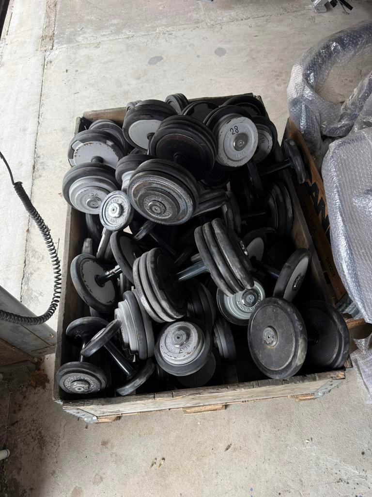 Restpartij fitness / dumbells / bankjes 5x / buikspieren, Ophalen, Gebruikt, Onbekend, Onbekend