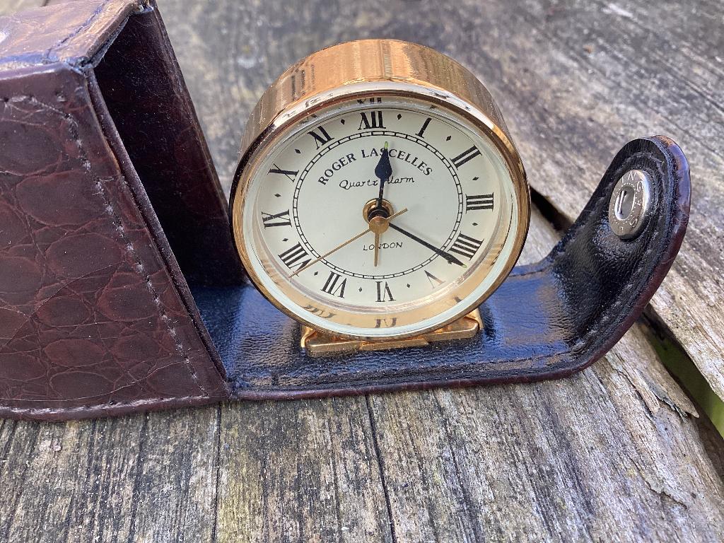 Vintage Reiswekker Horloge Roger Lascelles London Clocks, Antiek en Kunst, Antiek | Klokken, Ophalen
