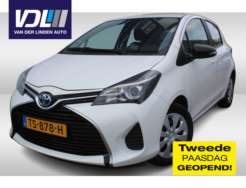 Toyota Yaris 1.5 Hybrid Business Plus (bj 2016, automaat), Gebruikt, Euro 6, 4 cilinders, Bedrijf