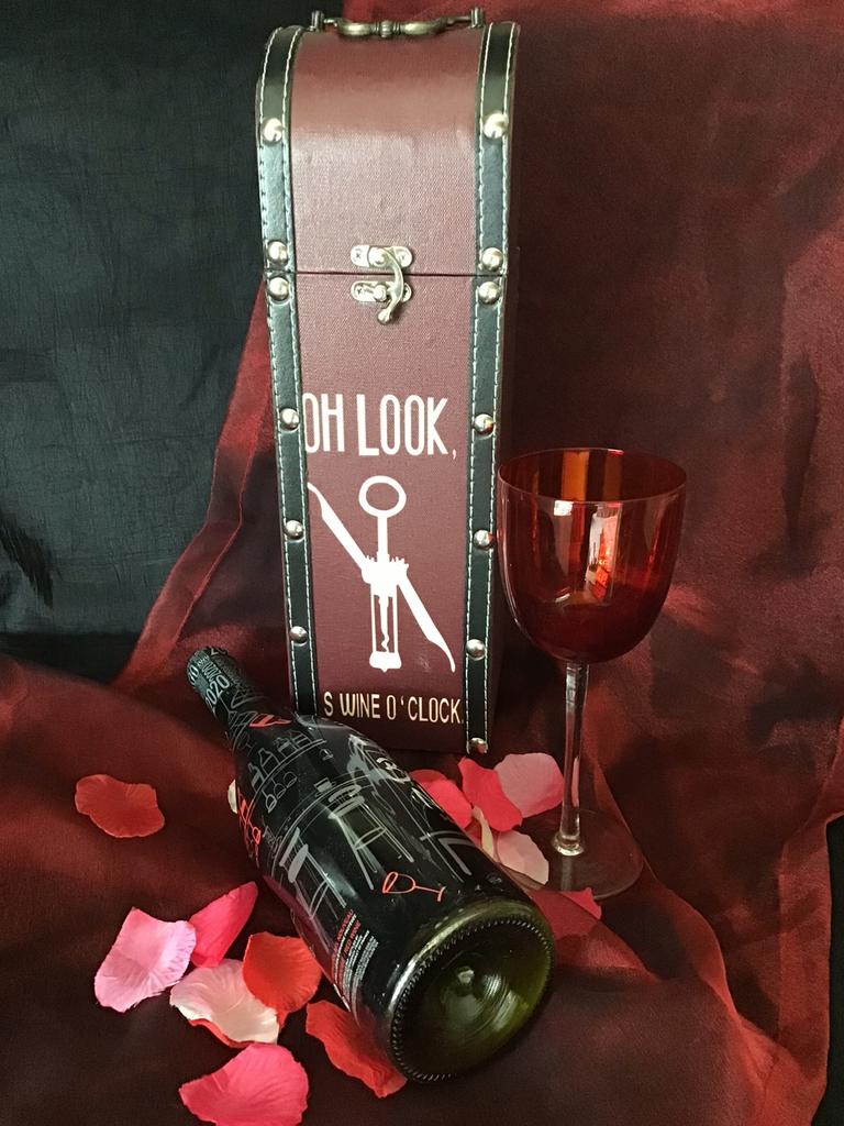 Wijnkoffer van hout met tekst, Ophalen of Verzenden