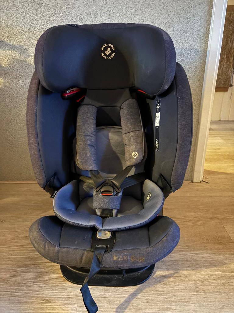 Maxi cosi titan pro autostoel isofix, Ophalen, Verstelbare rugleuning, Zo goed als nieuw, 9 t/m 36 kg