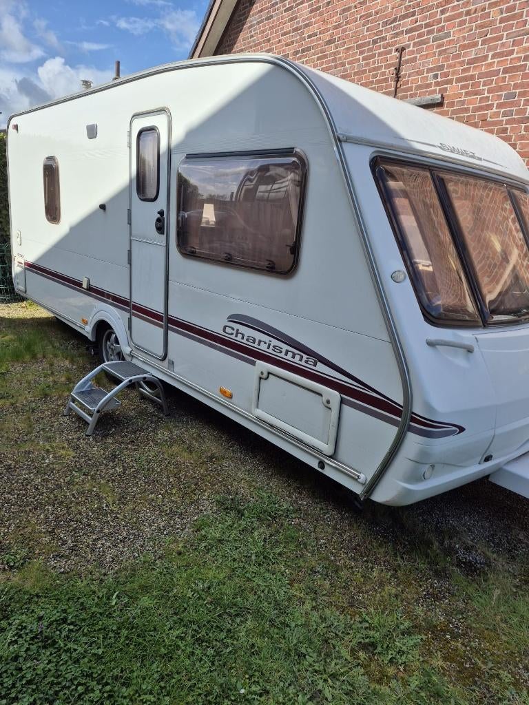 caravan swift Charisma 2006, Kachel, Rondzit, 2 aparte bedden, Particulier