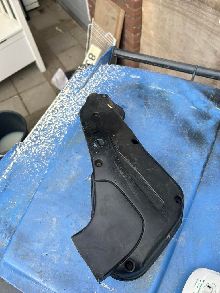 Piaggio luchtfilter, Fietsen en Brommers, Brommeronderdelen | Scooters, Zo goed als nieuw, Piaggio, Overige typen, Ophalen of Verzenden