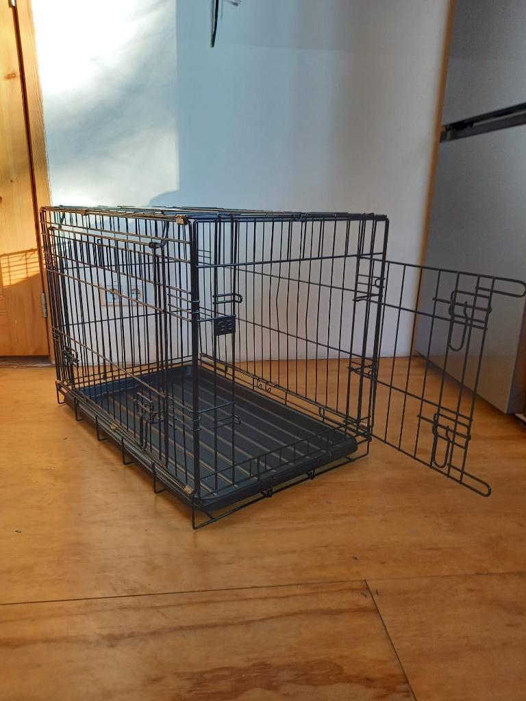 Hondenbench klein tot middel grote hond, Dieren en Toebehoren, Hondenbenches, Ophalen, Zo goed als nieuw