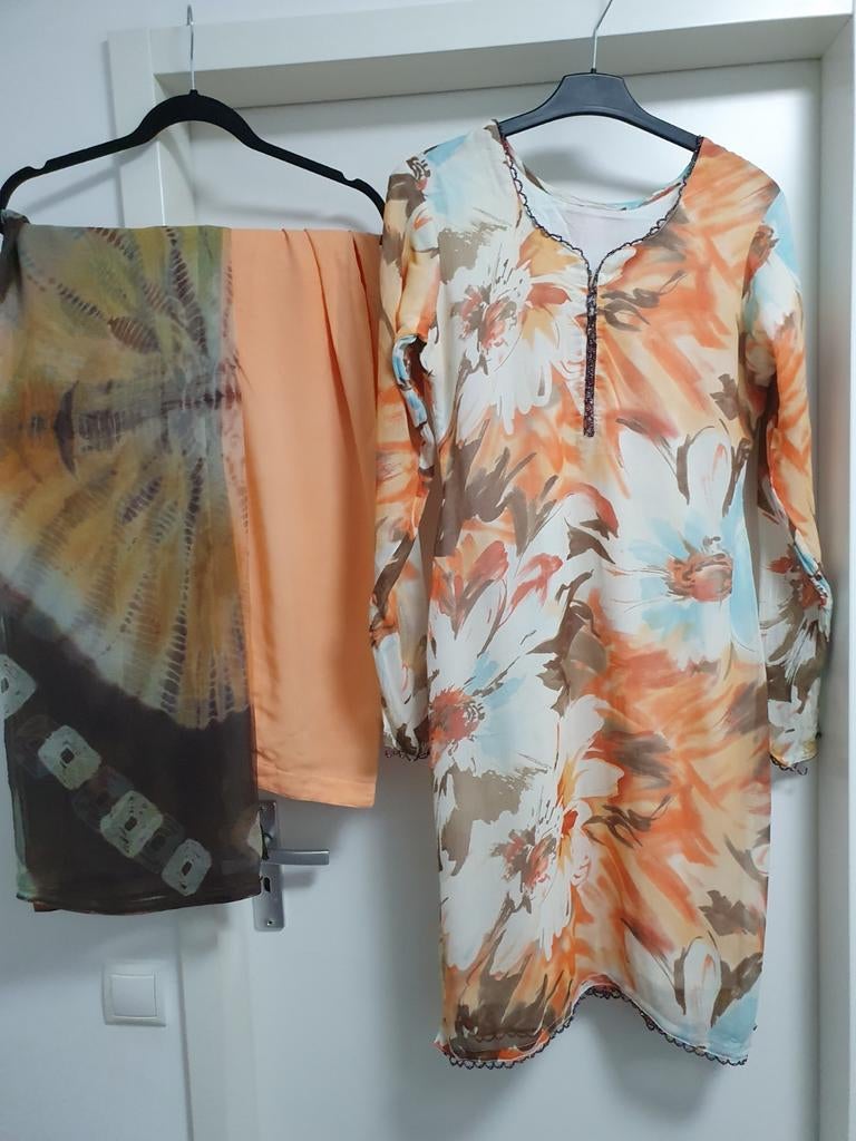 Indiase kameez shalwar dupetta wit bruin perzik maat S, Ophalen of Verzenden, Zo goed als nieuw, Maat 36 (S), Wit