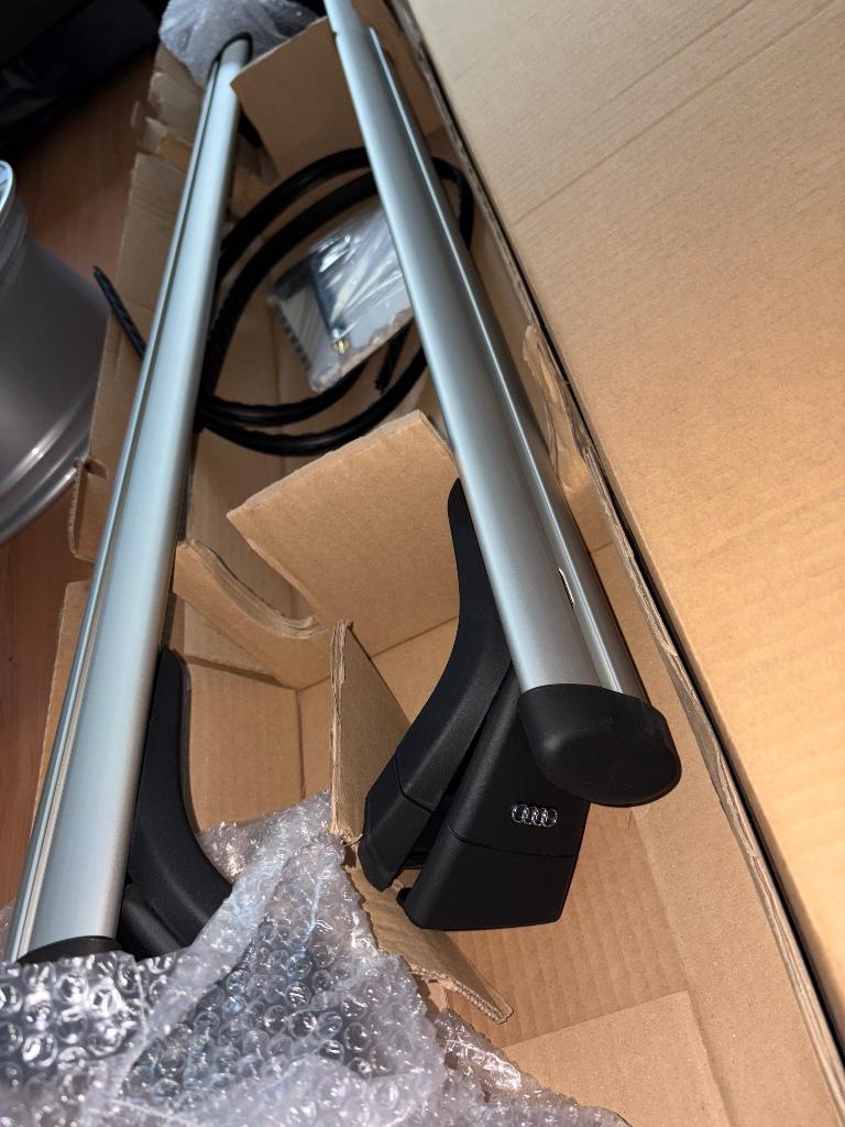 Audi A3 RS3 Dakdrager 8Y4071151, Ophalen of Verzenden, Nieuw, Audi