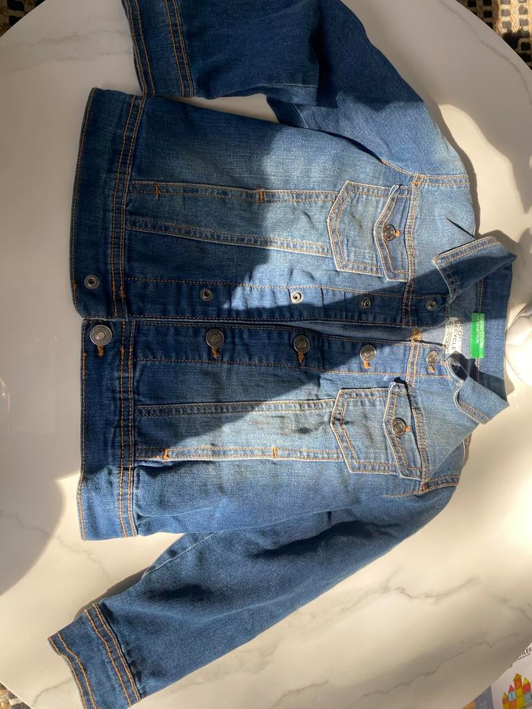 Benetton spijkerjas zachte stretch denim 4-5 jaar, Ophalen of Verzenden, Zo goed als nieuw, Meisje, Jas