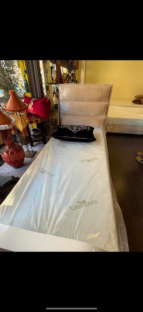 RAHA Boxspring 90x200 met Matras – Velvet Taupe, 90 cm, Eenpersoons, Beige, Nieuw