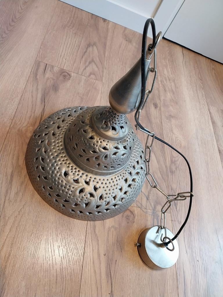 Oosterse hanglamp met filigraan patroon, Gebruikt, Oosters, Bohemian, Klassiek, 50 tot 75 cm, Ophalen of Verzenden