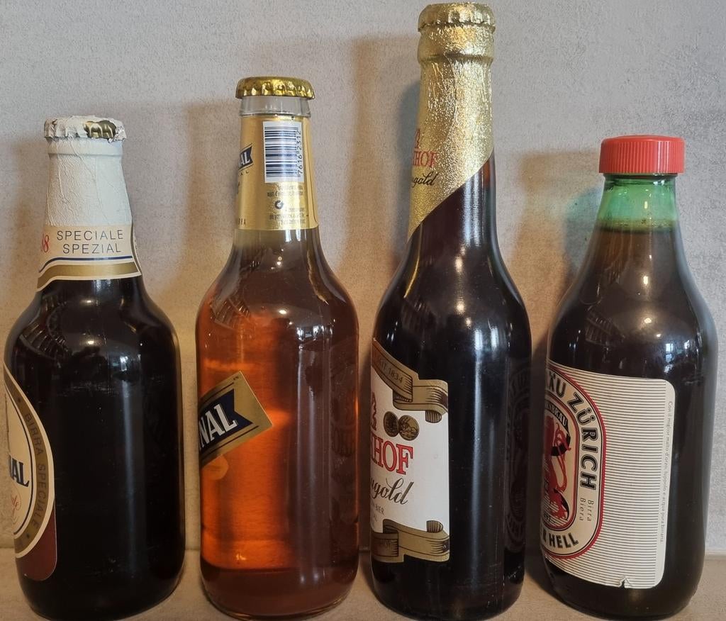 SET: 3 vintage Zwitserland (Cardinal – Eichhof – Zürich), Ophalen of Verzenden, Zo goed als nieuw, Flesje(s), Overige merken