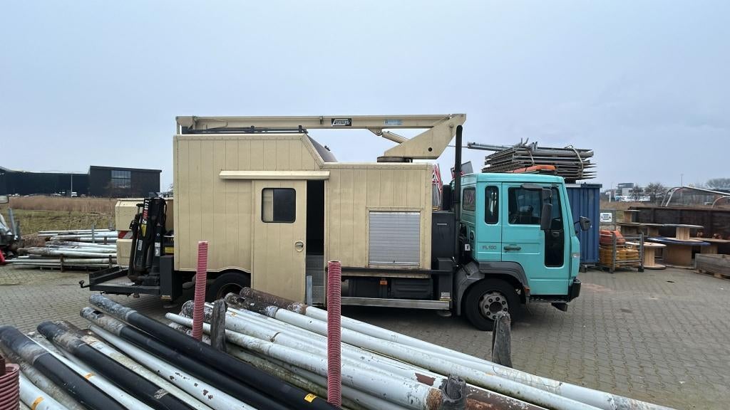Vrachtwagen hoogwerker 14 m – Volvo FL611 – Hiab kraan, Auto's, Vrachtwagens, Particulier, Volvo, Diesel, Euro 3, Overige kleuren