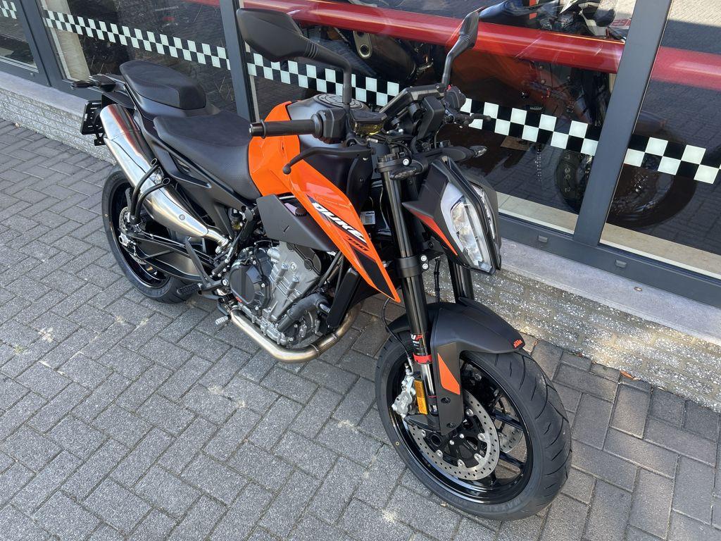 KTM 790 DUKE 2025 - foto 2