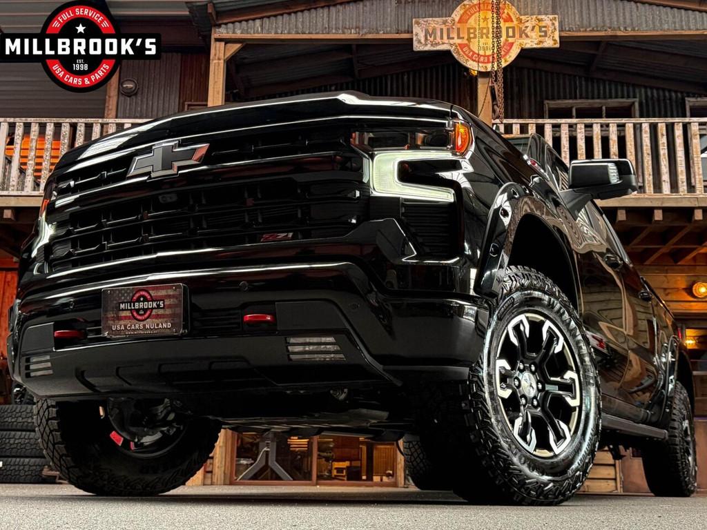 Chevrolet Silverado Z71 Trailboss 360 graden camera, Auto's, Automaat, Startonderbreker, 8 cilinders, 4 stoelen