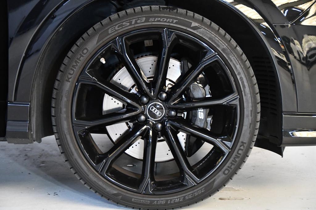 Audi Q3 Sportback TFSI RSQ3 Quattro Pano*B&O*Camera, Automaat, Gebruikt, 1675 kg, Zwart