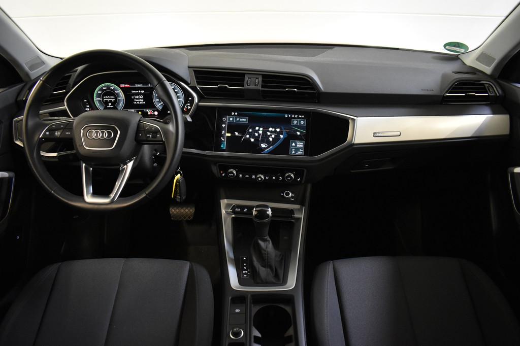 Audi Q3 45 TFSIe 245PK HYBRID S-TRONIC EDITION NAVI/PDC/BLUE, 12 maanden, Gebruikt, Hybride Elektrisch/Benzine, SUV of Terreinwagen