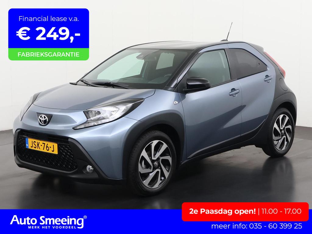 Toyota Aygo X 1.0 VVT-i MT Play | Camera | Stoelverwarming |, 12 maanden, Stof, Gebruikt, Euro 6